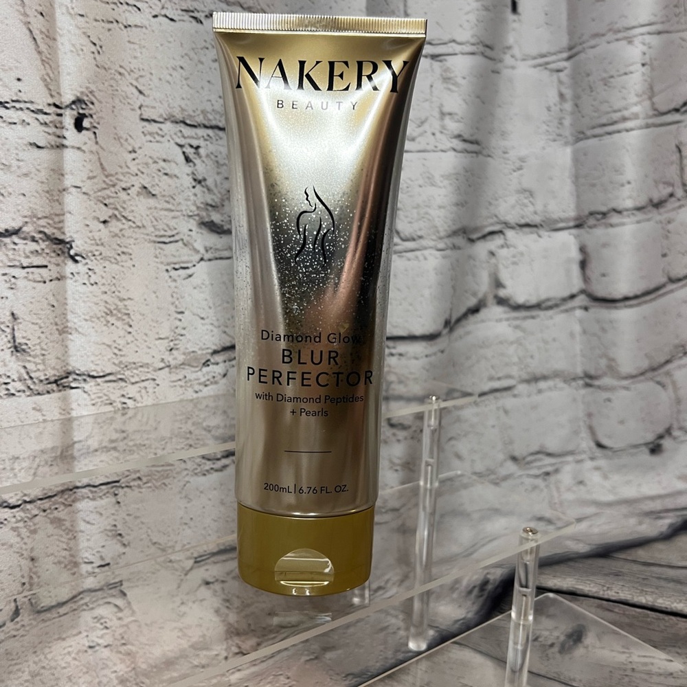 💎 Nakery Beauty Diamond Glow Blur Perfector -SOLD OUT on website